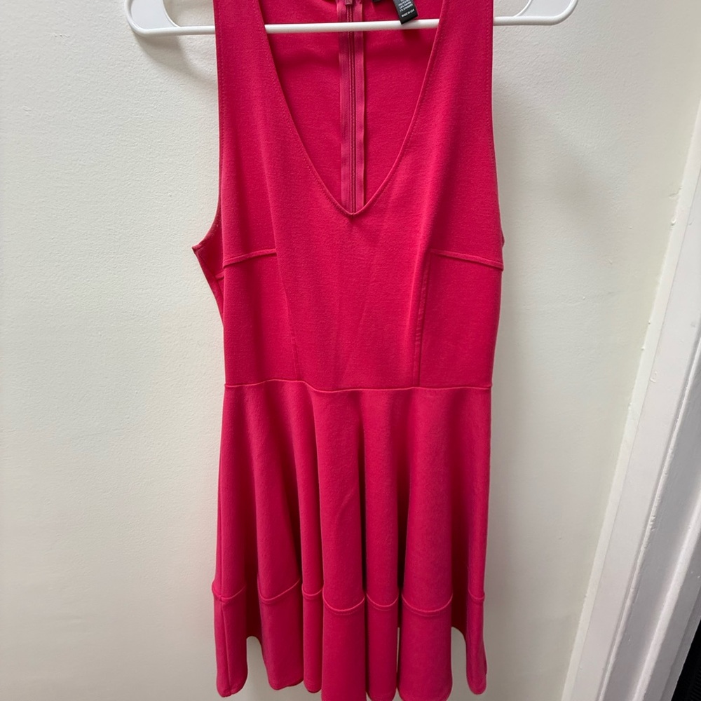 Aqua Vibrant Pink Backless Dress